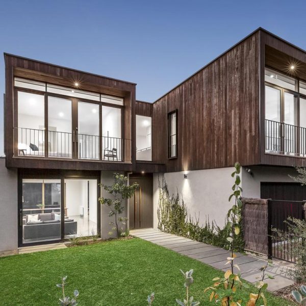 Bãi biển và bụi rậm tại dinh thự Point Lonsdale sang trọng