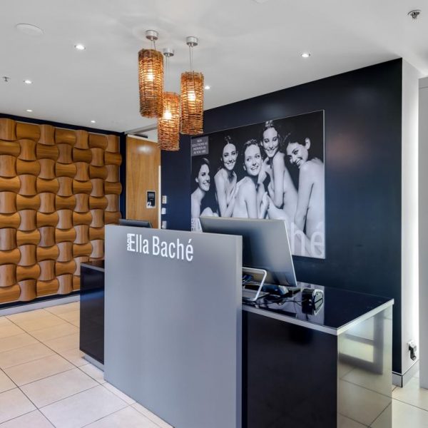 Bất động sản của tầng lớp Ella Bache ở Toowoomba CBD được bán thông qua Kelly and Co với giá 1,48 triệu đô la