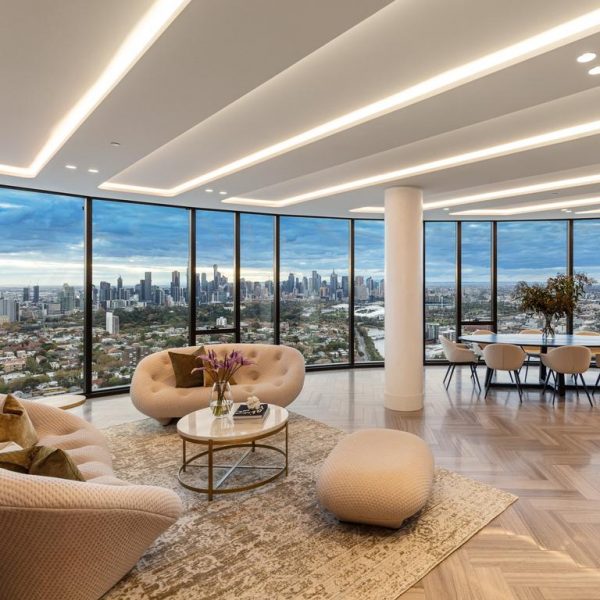 Căn hộ Capitol Grand, South Yarra có tầm nhìn ra đường chân trời của thành phố