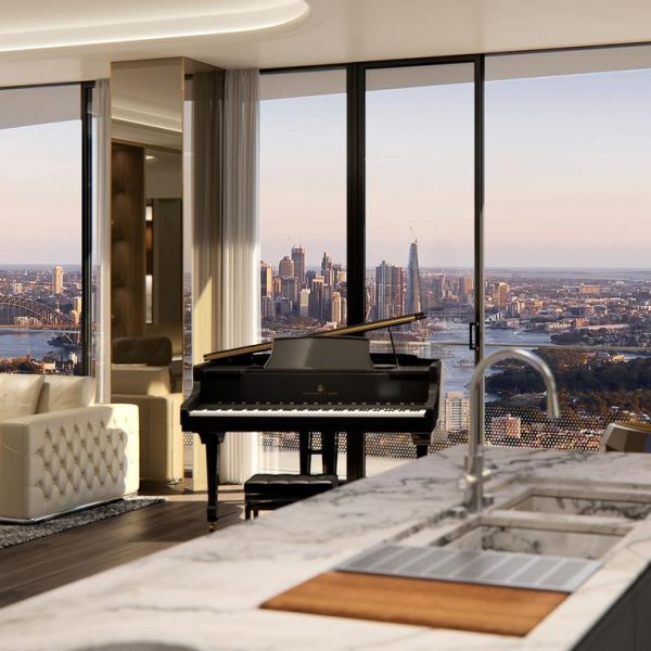 Sky Mansion trên bờ biển phía bắc thấp hơn với ao trong nhà, phòng chơi gôn ảo được bán với giá gần 14 triệu đô la