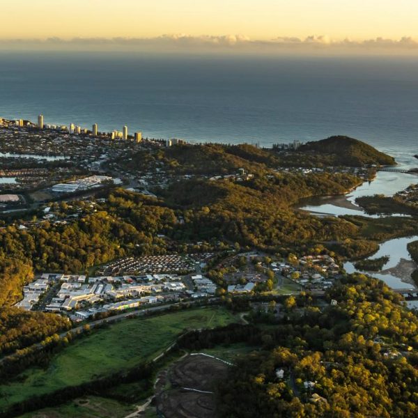 Villawood Properties đăng ký sự quan tâm của người mua trong cộng đồng cửa hàng Burleigh Heads