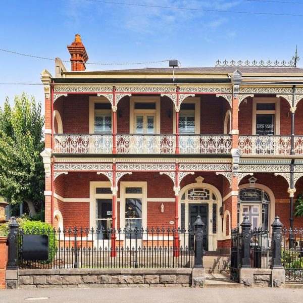 Những ngôi nhà tuyệt đẹp bên bờ biển khiến người ta thán phục ở trung tâm Geelong